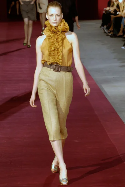 Look 4